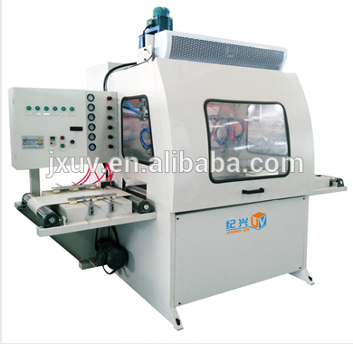 China automatic wooden line profile skirting board spraying machine price